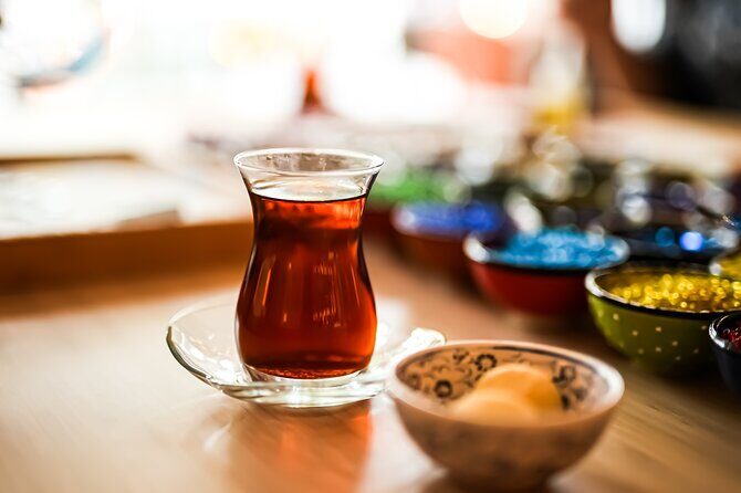 Mosaic Art Classes Orange County: Turkish Lamp Workshop - Authenticity and Cultural Richness