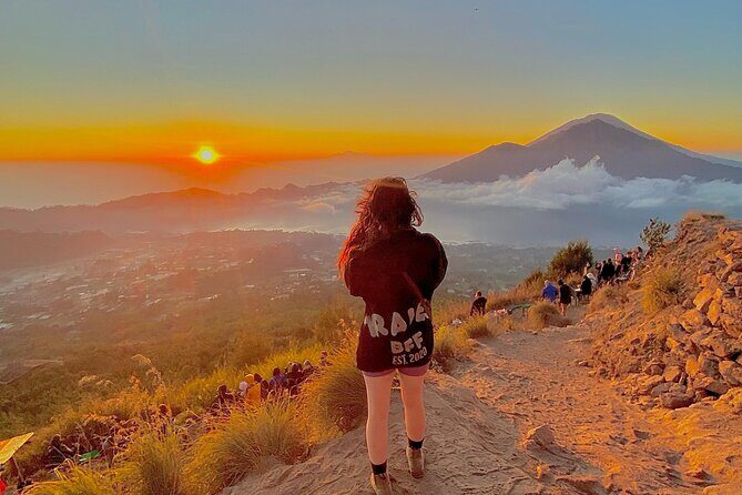 Mount Batur Sunrise Hike, Breakfast & Hot Spring
