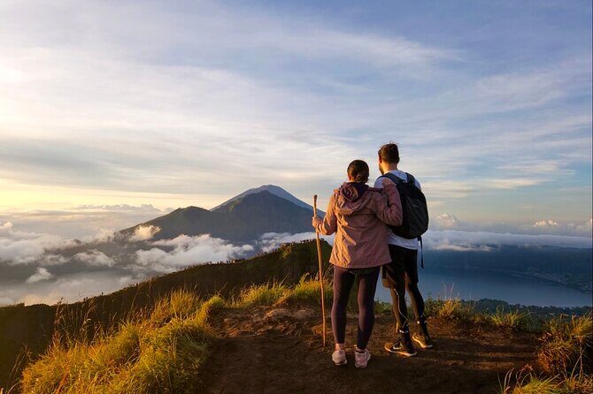 Mount Batur Volcano - Sunrise Trekking Tour with Breakfast - The Guides and Their Impact