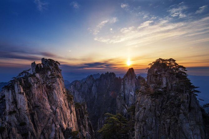 Mount Huangshan Highlights Group Tour -No Shopping - The Value of the Tour