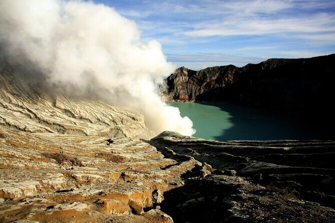 Mount Ijen Crater Trekking Tour from Bali - Who Should Consider This Tour?