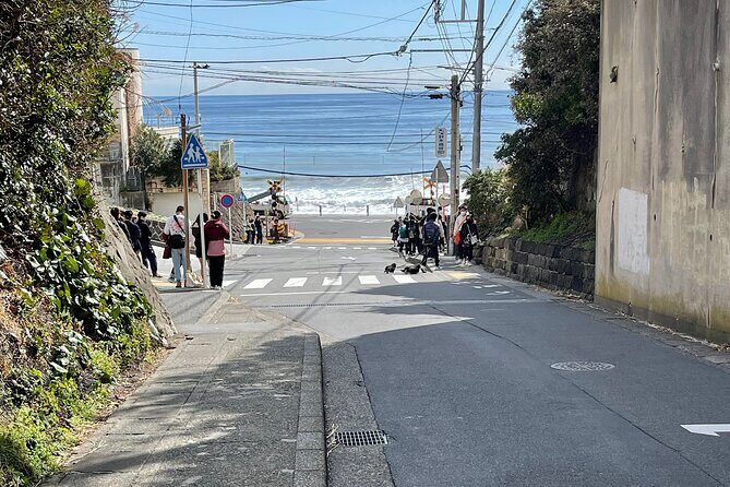 Mt FUJI - Panoramic Tour w/ Hoto Lunch, JP Sake & Onsen tatto OK! - Authenticity and Value