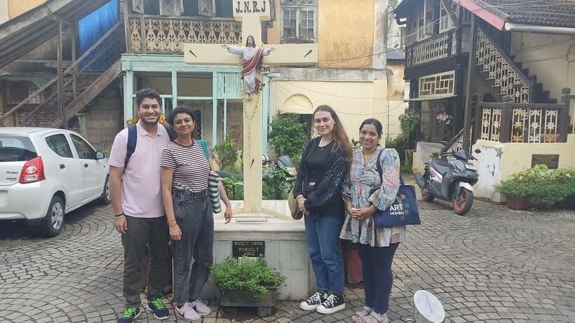 Mumbai: 2-Hour Guided Bandra Walking Tour - Who Should Join This Tour?