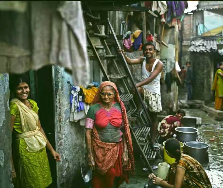 Mumbai: Dharavi Slum Slumdog Millionaire Tour with a Local