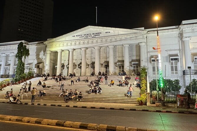 Mumbai Night Tour: Gateway, Marine Drive & More - Who Should Consider This Tour?