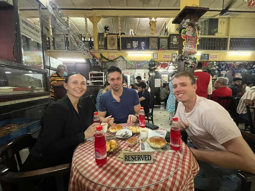 Mumbai: Street Food Tour with 7-8 Tasting Courses - Why This Tour Works