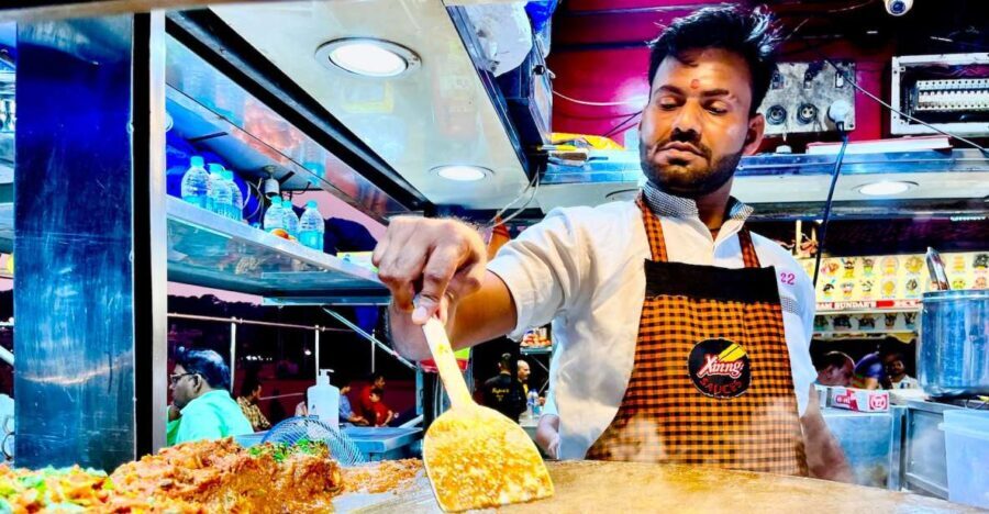 Mumbai: Street Food Tour - The Food and the Experience