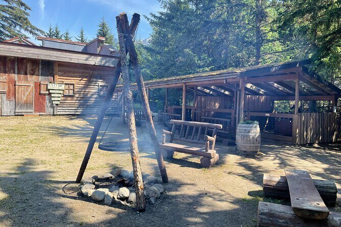 Musher's Camp and Gold Panning Adventure - Authenticity and Family Appeal