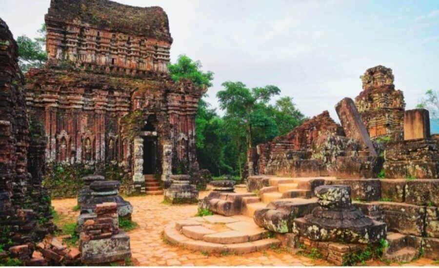 My Son Amazing Sunset Tour With Banh My & Cruise By Group - Why This Tour Stands Out