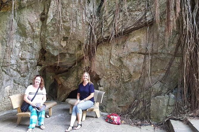 My Son Holyland & Marble Mountain with Noodle lunch from Da Nang or Hoi An City - FAQs