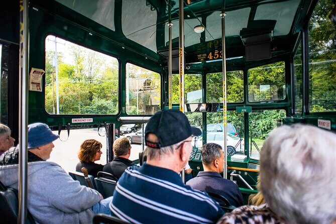 Nashville Hop On Hop Off Trolley Tour - A Detailed Look at the Nashville Hop On Hop Off Trolley Tour