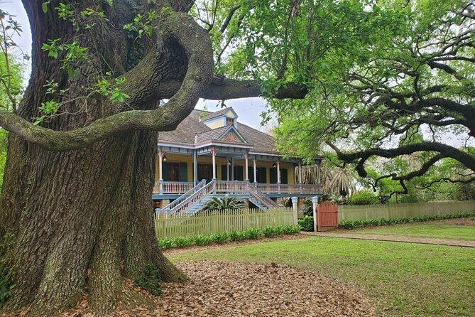 Nawlins Luxury: Laura Plantation Tour w/Transportation - An In-Depth Look at the Laura Plantation Tour