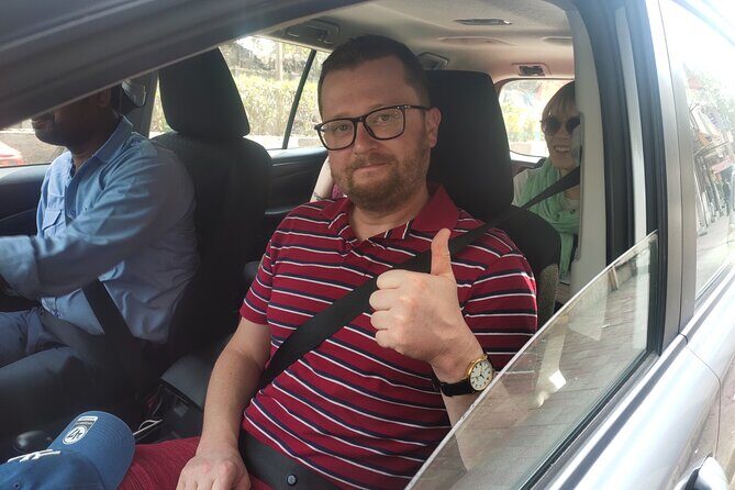 New Delhi Airport to Hotel Transfer Private Shuttle Sedan & SUV - A Detailed Look at the Experience