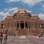 New Delhi: Akshardham Exhibition, Light & Water Show Tour - A Closer Look at the Akshardham Tour Experience
