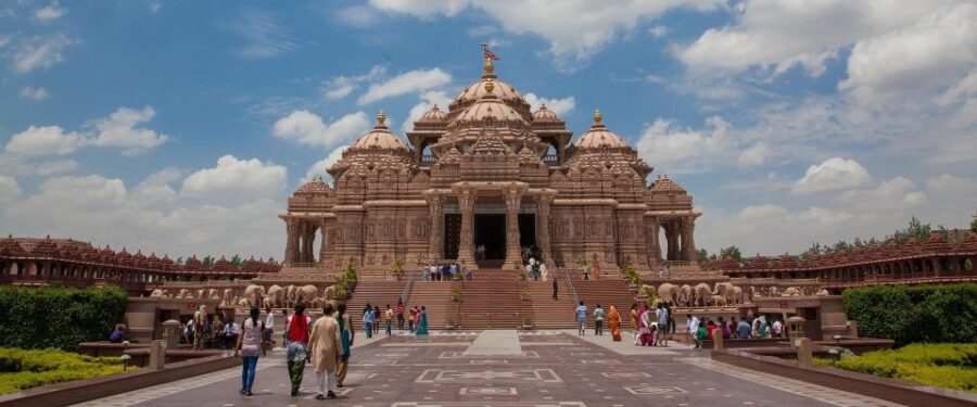 New Delhi: Akshardham Exhibition, Light & Water Show Tour - A Closer Look at the Akshardham Tour Experience
