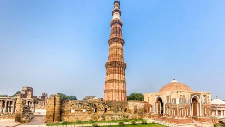 New Delhi & Old Delhi Private Guided Tour for 4-8 Hours - The Sum Up