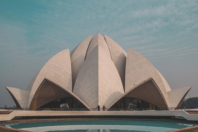 New Delhi Private City Day Tour with Guide Including Pick & Drop - The Sum Up