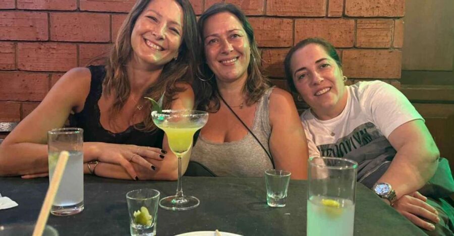 New Delhi: Private Guided Nightlife Experience with Drink - The Venues and the Nights Flow