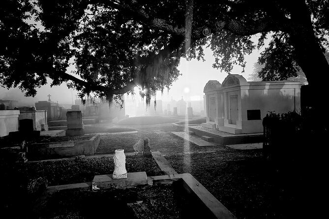 New Orleans Haunted Cemetery Tour and Ghost Hunt - A Detailed Look at the Haunted Cemetery Tour Experience