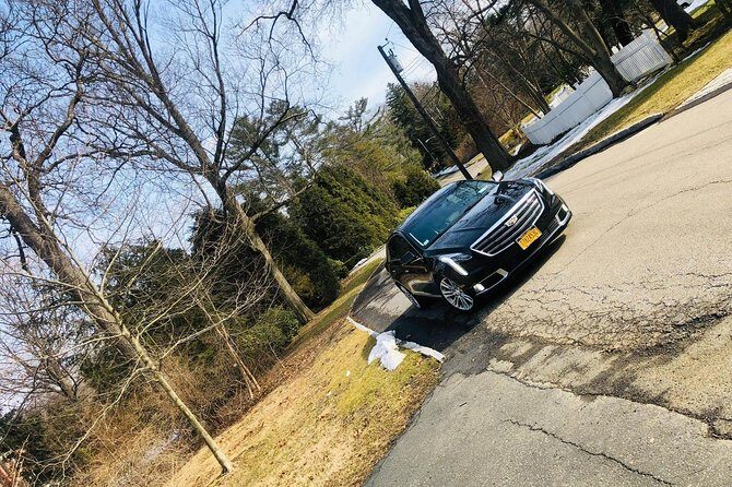 New York Airport Luxury Transfer : Newark Airport to New York City - The Details: What This Transfer Offers for Your Journey