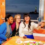 New York City Christmas Holiday Lights Sightseeing Cruise - The Experience: What to Expect and Why It Matters
