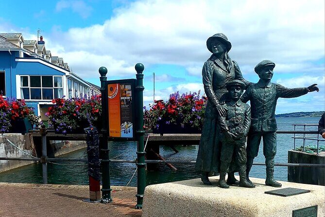 New York Ellis Island Hard Hat Tour with Audio Guide - Practical Considerations
