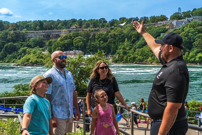 Niagara Falls: USA + Canada Tour with Cave, Boat Ride and Lunch - What Past Travelers Say