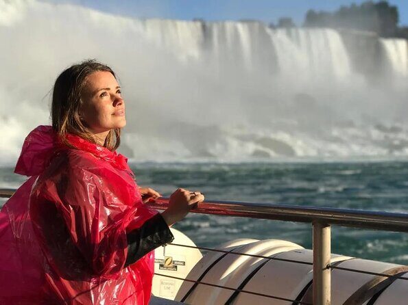 Niagara Falls Walking Tour with Boat Cruise Eco Experience - Who Will Love This Tour?