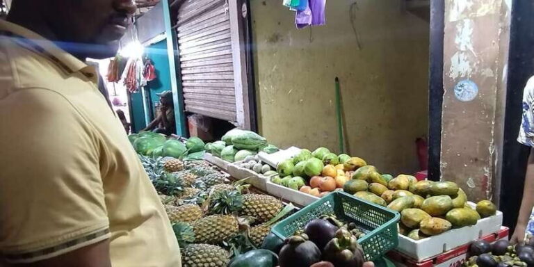 Nilaveli; Trinco City tour by Tuk Tuk - Exploring Trincomalee on a Tuk Tuk