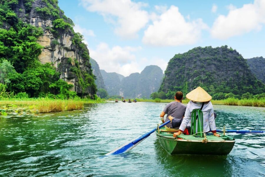 Ninh Binh full day - Mua Cave - Tam Coc boating - Hoa Lu - Who Is This Tour Best For?
