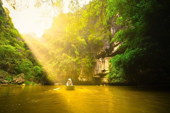 Ninh Binh Full Day Tour to Hoa Lu Tam Coc Mua Cave Buffet Lunch - Why This Tour Offers Great Value