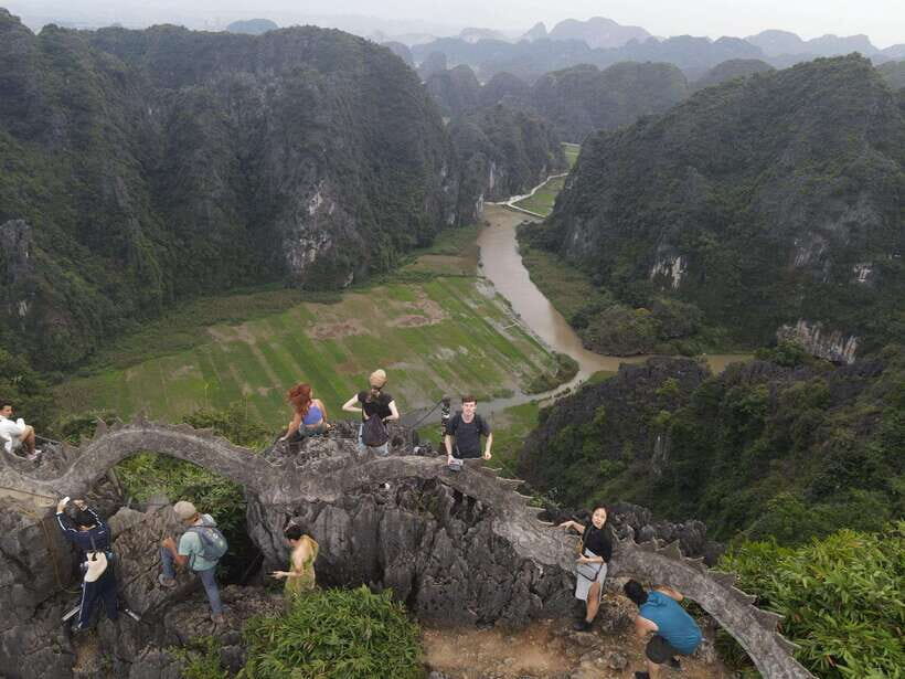 Ninh Binh: Highlights Luxury Small Group Day Tour - What Sets This Tour Apart?