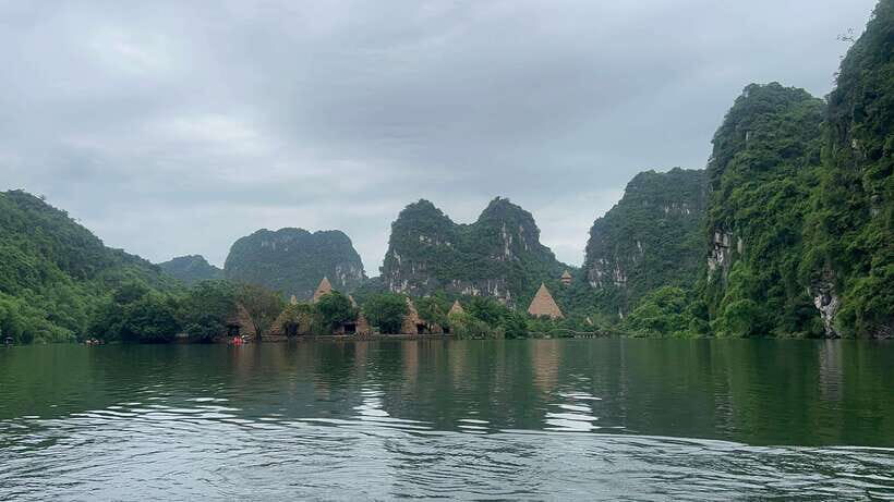 Ninh Binh Hoa Lu, Tam Coc Boat Ride, Mua Cave Hiking Tour - Who Should Consider This Tour?