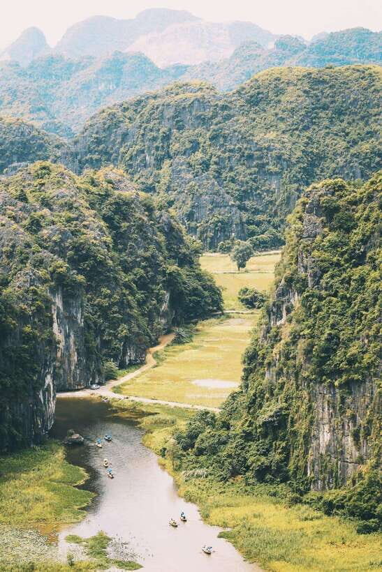 Ninh Binh Luxury: Bai Dinh, TrangAn, Mua Cave, Limousine Bus - Introduction to the Tour Experience