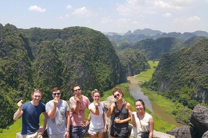 Ninh Binh: The best of Hoa Lu, Hang Mua Hiking, Tam Coc Boat Tour - The Sum Up