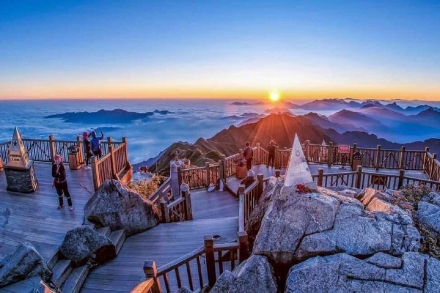 Northern Vietnam 6-Day Tour: Hanoi, Sapa & Ha Long Bay - Halong Bay: A Cruise Through Nature’s Masterpiece