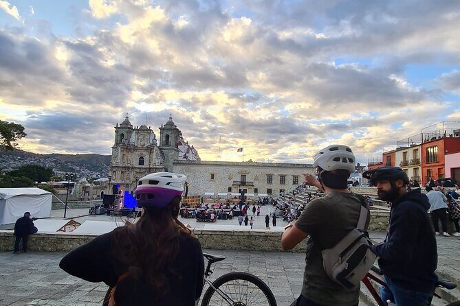 Oaxaca city bike ride - History & traditions - Post-Tour Art Workshop