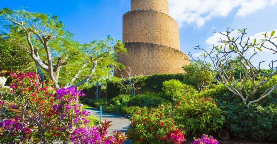 Okinawa: Tropical Dream , Ryukyu Mura, Banta Cafe Bus Tour - A Detailed Look at the Okinawa Bus Tour