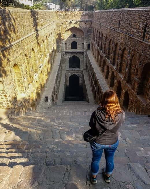 Old & New Delhi: Private Full-Day Guided City Tour - Transition to New Delhi: Monuments and Modernity