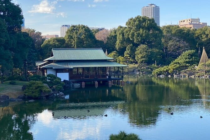 Old Tokyo History Coffee Gardens and Traditional Street Food - The Practical Side: What to Expect