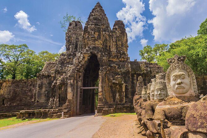 One Day Private Guide Tour of Angkor Thom, Bayon, Ta Phrom & Angkor Wat - Exploring the Temples: A Deep Dive into the Itinerary