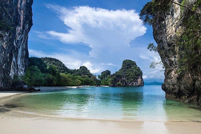 One-Day Tour at Hong Islands by Speedboat from Krabi - Who Would Love This Tour?