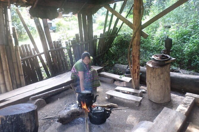 One day tour Doi Inthanon National Park and Trekking on Kew Mae Pan Trail - Cultural and Local Experiences: Hmong Hill Tribe Market