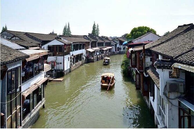 Oriental Venice Customized Tour in Shanghai - Visiting Historic Temples: Chenghuangmiao and Yuanjin