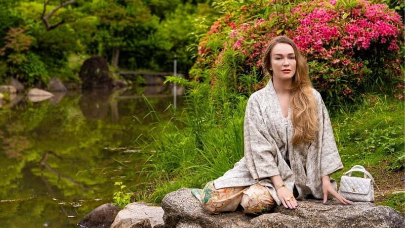 Osaka Castle Private Photoshoot Iconic & Timeless! - Practical Tips and Considerations