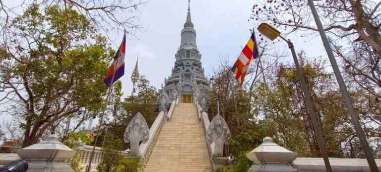 Oudong Mountain - Phnom Penh Former Capital Private Day Tour - What the Reviews Say