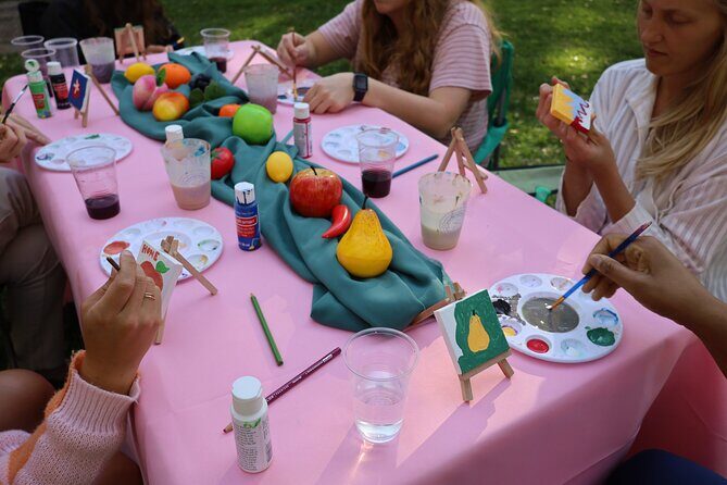 Paint Tiny Canvases in Forsyth Park - The Value of This Artistic Outing