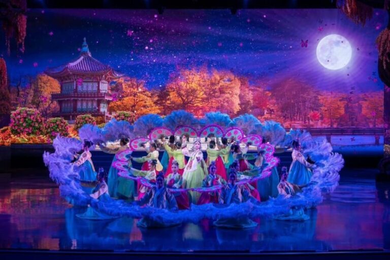 Pattaya: Colosseum Show Experience - Who Should Consider This Experience?