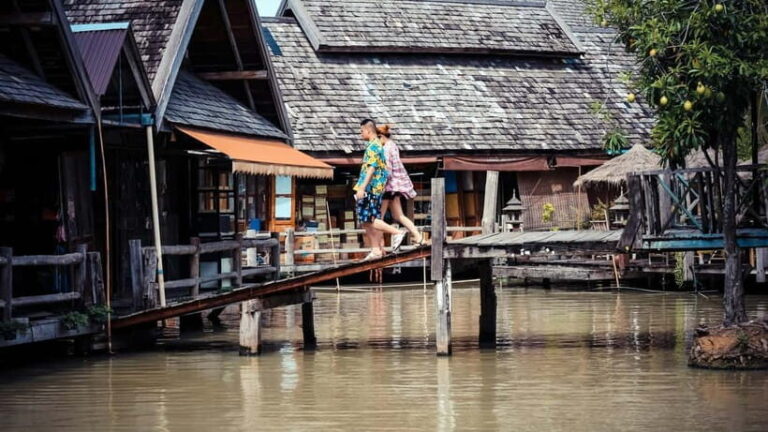 Pattaya: Floating Market Tour with Hotel Transfer & Guide - Who Will Love This Tour?