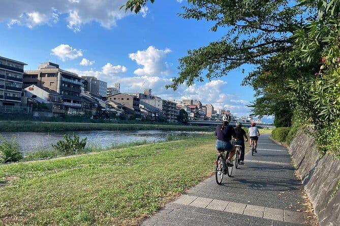 Pedal Adventure Kyoto E-Bike tour : True Kyoto Avoid the crowds - Who Should Consider This Tour?